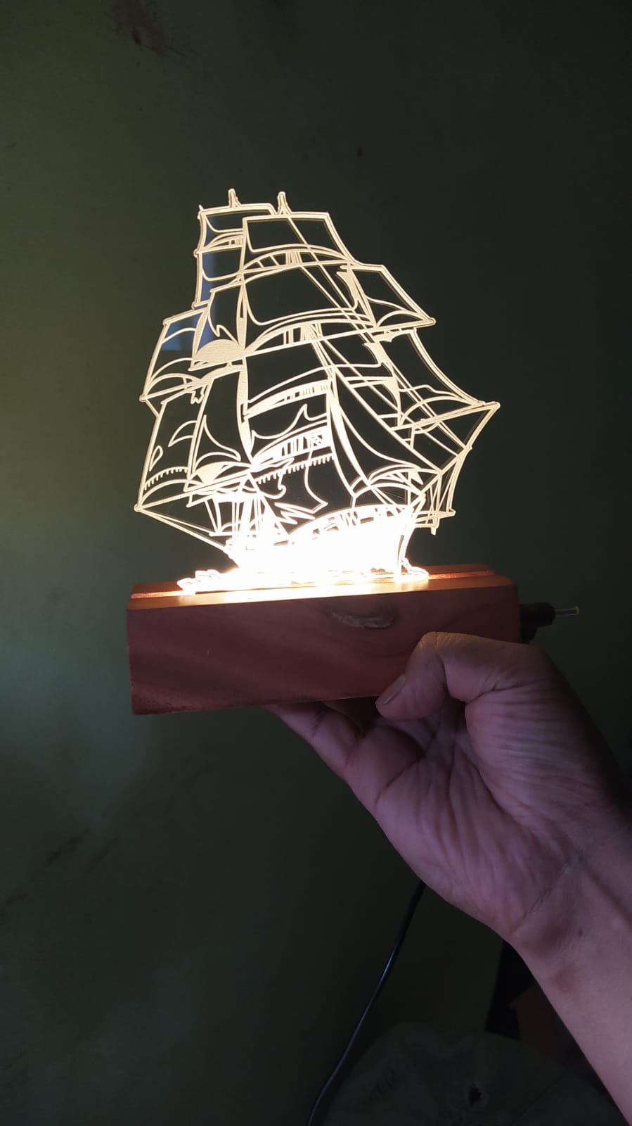 Desk Type Deem Light With Show Piece